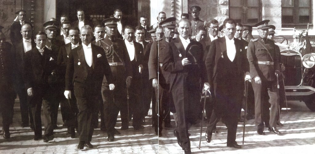 Atatürk'ün Subaylara Seslenişi